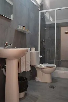 Гостевой дом Residencial Mariazinha By Petit Hotels Фуншал